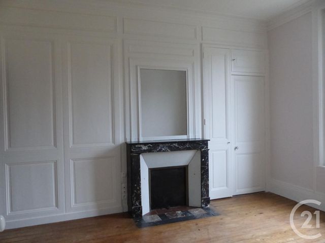Maison &agrave; louer - 8 pi&egrave;ces - 197,80 m2 - Rouen - 76 - HAUTE-NORMANDIE