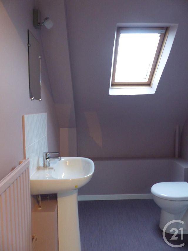 Maison &agrave; louer - 8 pi&egrave;ces - 197,80 m2 - Rouen - 76 - HAUTE-NORMANDIE