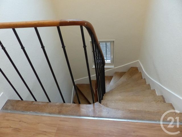 Maison &agrave; louer - 8 pi&egrave;ces - 197,80 m2 - Rouen - 76 - HAUTE-NORMANDIE