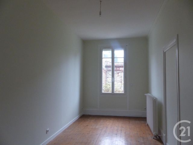 Maison &agrave; louer - 8 pi&egrave;ces - 197,80 m2 - Rouen - 76 - HAUTE-NORMANDIE