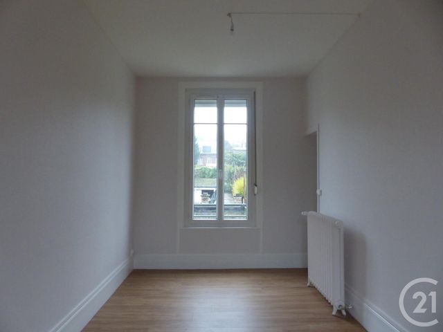 Maison &agrave; louer - 8 pi&egrave;ces - 197,80 m2 - Rouen - 76 - HAUTE-NORMANDIE