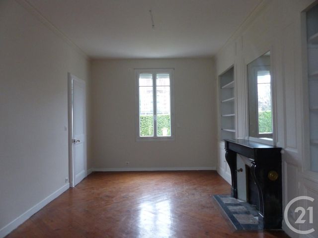 Maison &agrave; louer - 8 pi&egrave;ces - 197,80 m2 - Rouen - 76 - HAUTE-NORMANDIE