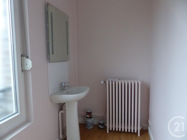 Maison &agrave; louer - 8 pi&egrave;ces - 197,80 m2 - Rouen - 76 - HAUTE-NORMANDIE