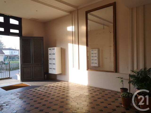 Appartement F1 &agrave; louer - 1 pi&egrave;ce - 32,90 m2 - Barentin - 76 - HAUTE-NORMANDIE