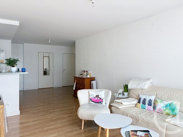 Appartement F3 &agrave; louer - 3 pi&egrave;ces - 78,40 m2 - Franqueville St Pierre - 76 - HAUTE-NORMANDIE