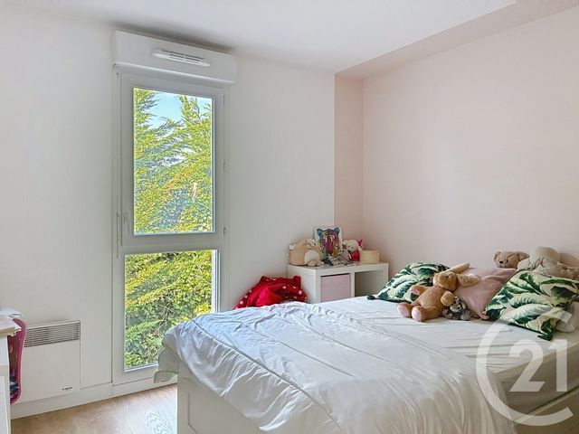 Appartement F3 &agrave; louer - 3 pi&egrave;ces - 78,40 m2 - Franqueville St Pierre - 76 - HAUTE-NORMANDIE