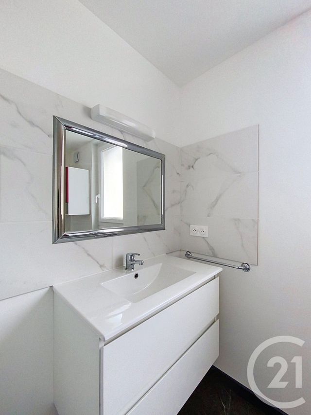 Appartement F5 &agrave; louer - 4 pi&egrave;ces - 72 m2 - Bihorel - 76 - HAUTE-NORMANDIE