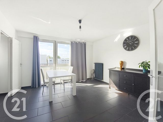 Appartement 5 pièces 86 m² · à Bihorel · 86 m² · 97 900 €