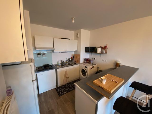 Appartement F2 &agrave; louer - 2 pi&egrave;ces - 47,50 m2 - Rouen - 76 - HAUTE-NORMANDIE