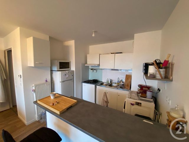 Appartement F2 &agrave; louer - 2 pi&egrave;ces - 47,50 m2 - Rouen - 76 - HAUTE-NORMANDIE