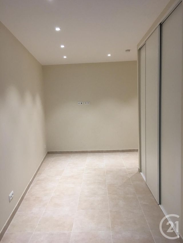 Appartement F3 &agrave; louer - 3 pi&egrave;ces - 55,08 m2 - Paris - 75012 - ILE-DE-FRANCE