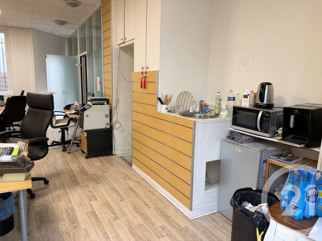 Local commercial à louer - 50.35 m2 - 75 - Paris