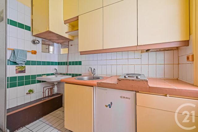 Appartement Studio &agrave; vendre - 1 pi&egrave;ce - 16,32 m2 - Paris - 75011 - ILE-DE-FRANCE
