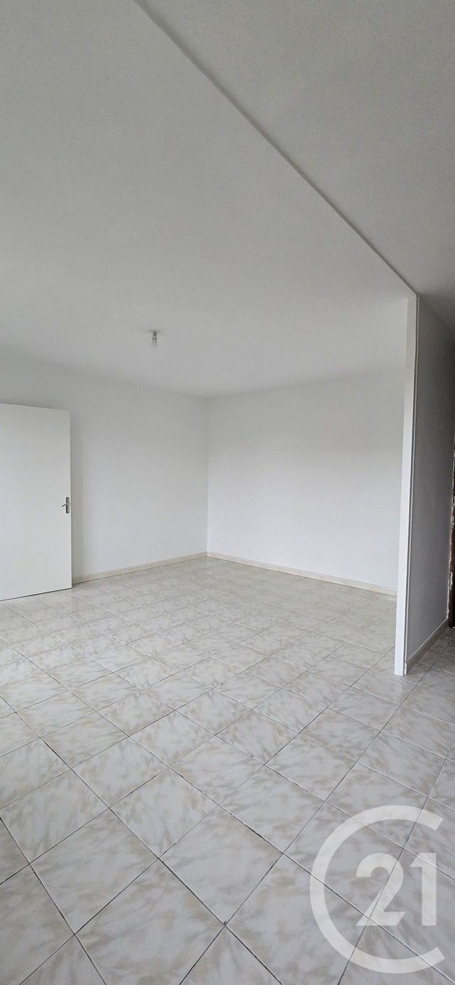 Maison &agrave; louer - 4 pi&egrave;ces - 90,70 m2 - Bergerac - 24 - AQUITAINE