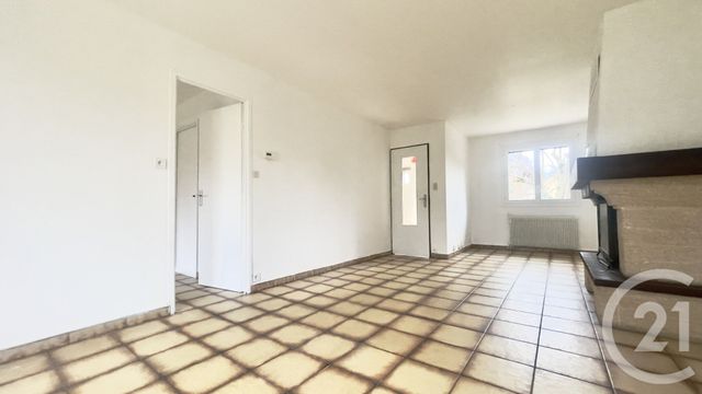 Maison &agrave; louer - 4 pi&egrave;ces - 100 m2 - Trelissac - 24 - AQUITAINE