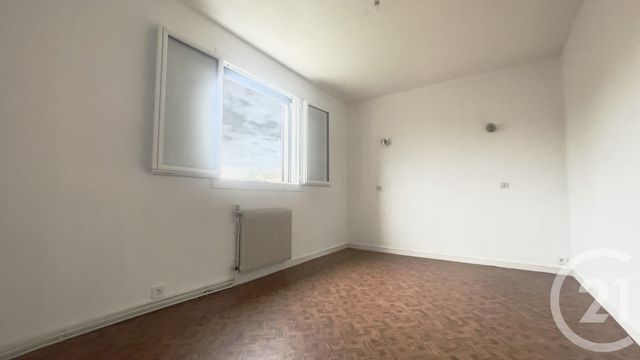 Maison &agrave; louer - 4 pi&egrave;ces - 100 m2 - Trelissac - 24 - AQUITAINE