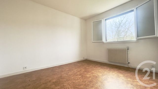 Maison &agrave; louer - 4 pi&egrave;ces - 100 m2 - Trelissac - 24 - AQUITAINE