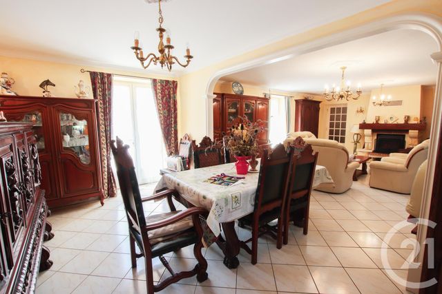 Maison &agrave; vendre - 7 pi&egrave;ces - 183,23 m2 - Lacropte - 24 - AQUITAINE