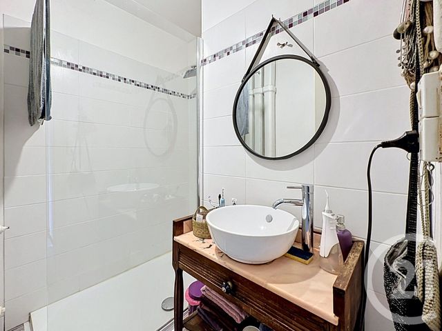 Appartement F3 &agrave; vendre - 4 pi&egrave;ces - 65,68 m2 - Perigueux - 24 - AQUITAINE