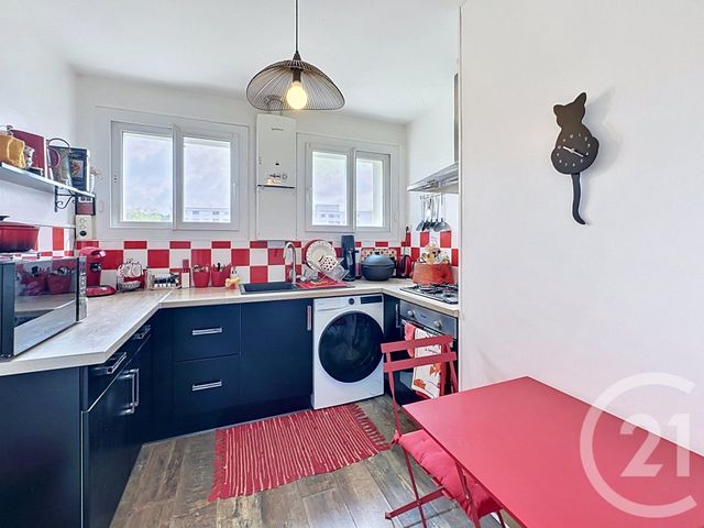 Appartement F3 &agrave; vendre - 4 pi&egrave;ces - 65,68 m2 - Perigueux - 24 - AQUITAINE