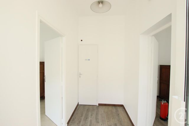 Bureaux à louer - 36.0 m2 - 24 - Dordogne