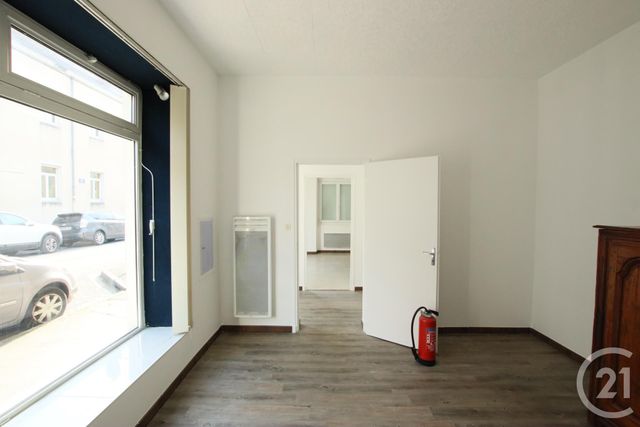 Bureaux à louer - 36.0 m2 - 24 - Dordogne