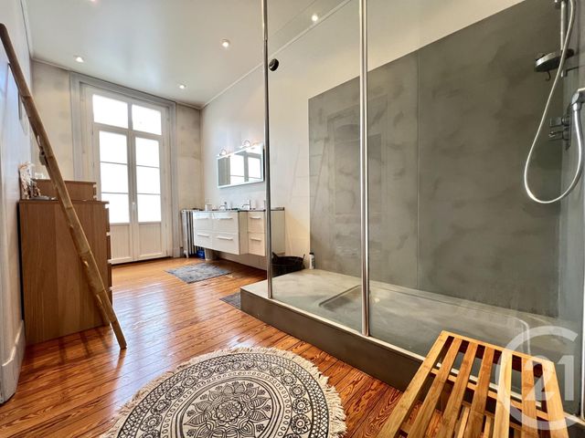 Maison à vendre - 8 pièces - 203 m2 - Perigueux - 24 - AQUITAINE