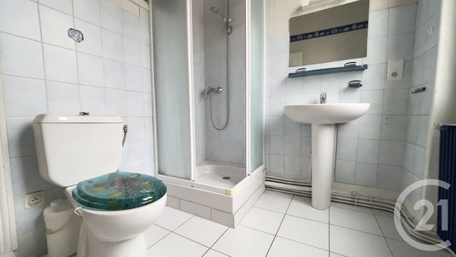 Maison &agrave; louer - 5 pi&egrave;ces - 168 m2 - Perigueux - 24 - AQUITAINE