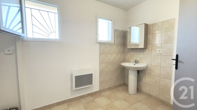 Maison &agrave; louer - 4 pi&egrave;ces - 93,10 m2 - Agonac - 24 - AQUITAINE