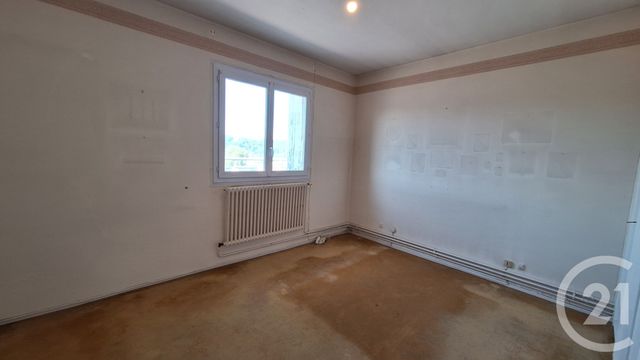 Appartement F4 à vendre - 4 pièces - 82,50 m2 - Perigueux - 24 - AQUITAINE