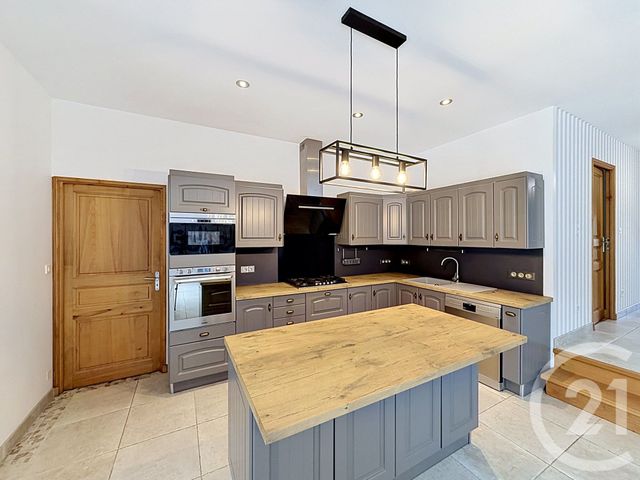 Maison &agrave; vendre - 4 pi&egrave;ces - 145 m2 - St Pierre De Chignac - 24 - AQUITAINE