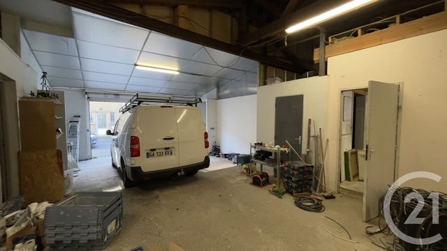 Local commercial à louer - 220.0 m2 - 24 - Dordogne