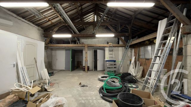 Local commercial à louer - 220.0 m2 - 24 - Dordogne