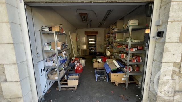 Local commercial à louer - 220.0 m2 - 24 - Dordogne