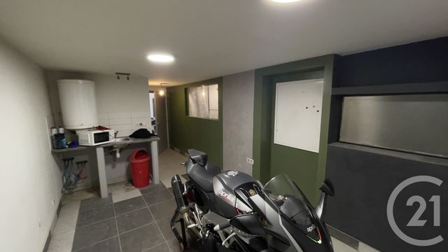 Local commercial à louer - 220.0 m2 - 24 - Dordogne