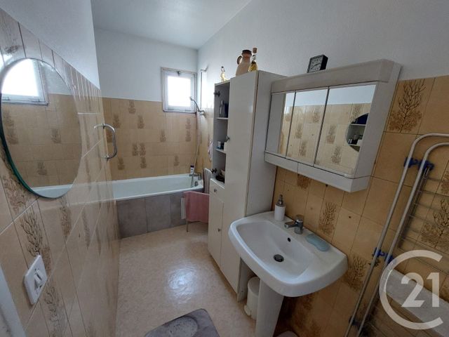 Appartement F2 à vendre - 3 pièces - 60 m2 - Perigueux - 24 - AQUITAINE