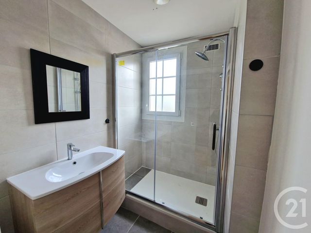 Appartement F4 &agrave; vendre - 4 pi&egrave;ces - 74,80 m2 - Perigueux - 24 - AQUITAINE