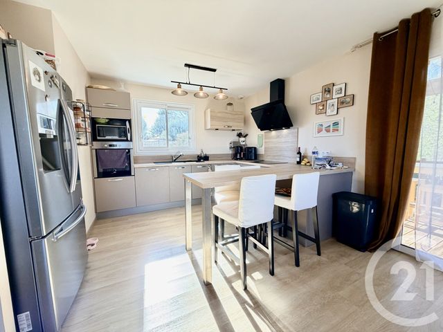 Maison &agrave; vendre - 5 pi&egrave;ces - 91,43 m2 - St Pierre De Chignac - 24 - AQUITAINE