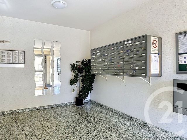 Appartement F5 &agrave; vendre - 5 pi&egrave;ces - 90,90 m2 - Perigueux - 24 - AQUITAINE