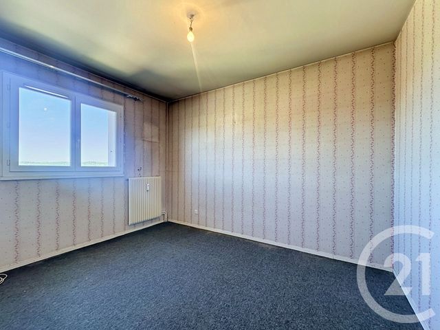 Appartement F5 &agrave; vendre - 5 pi&egrave;ces - 90,90 m2 - Perigueux - 24 - AQUITAINE