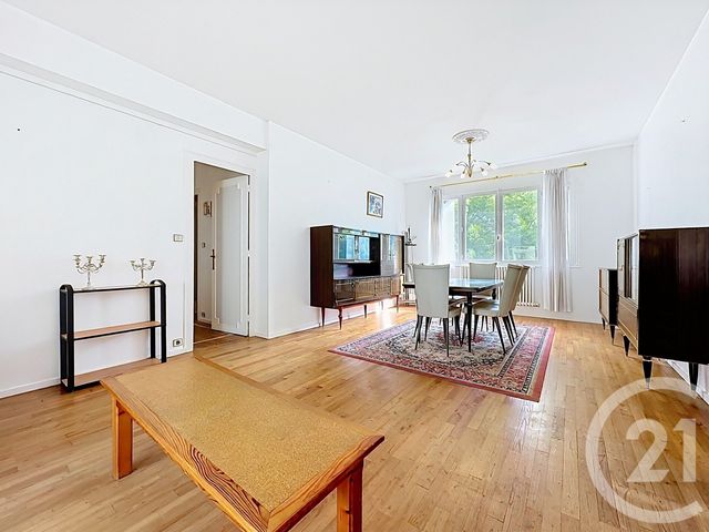 Appartement F5 &agrave; vendre - 5 pi&egrave;ces - 89,63 m2 - Perigueux - 24 - AQUITAINE