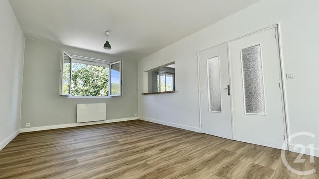 Maison à louer - 4 pièces - 84 m2 - Perigueux - 24 - AQUITAINE