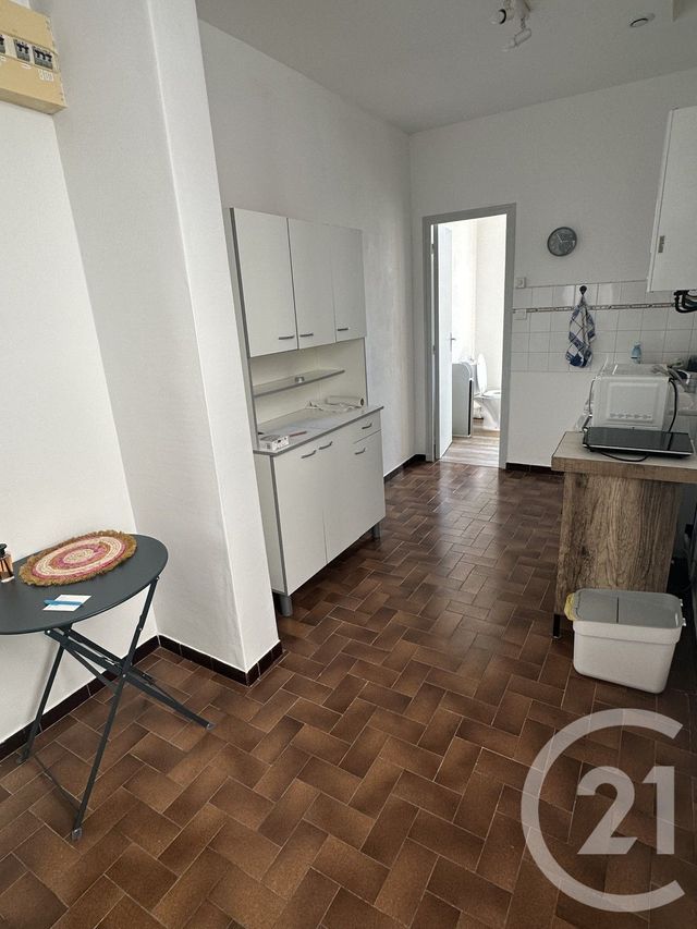 Appartement F1 &agrave; louer - 1 pi&egrave;ce - 32,84 m2 - Perigueux - 24 - AQUITAINE