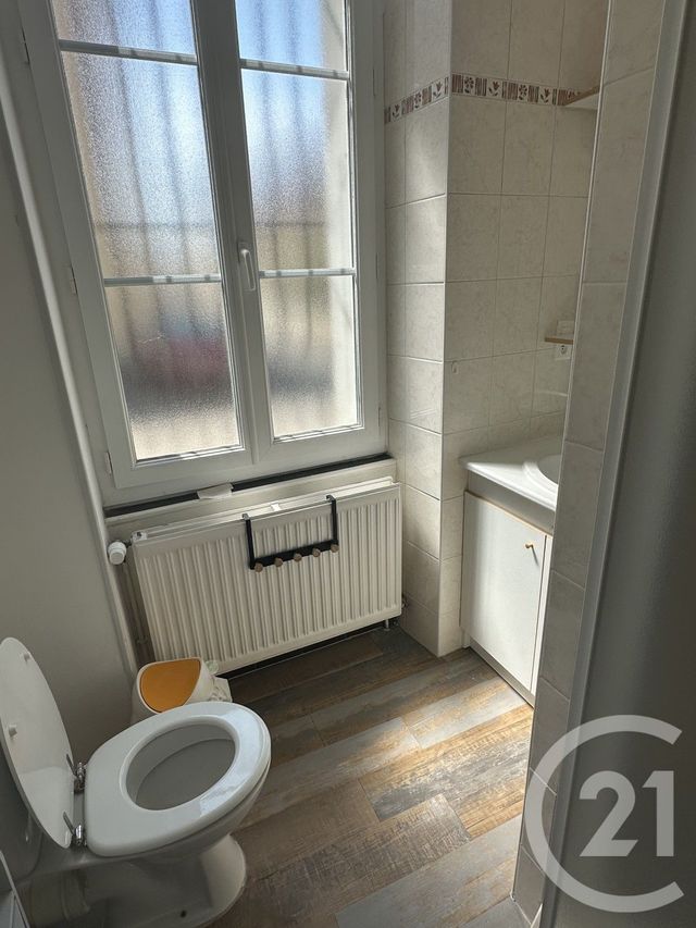 Appartement F1 &agrave; louer - 1 pi&egrave;ce - 32,84 m2 - Perigueux - 24 - AQUITAINE