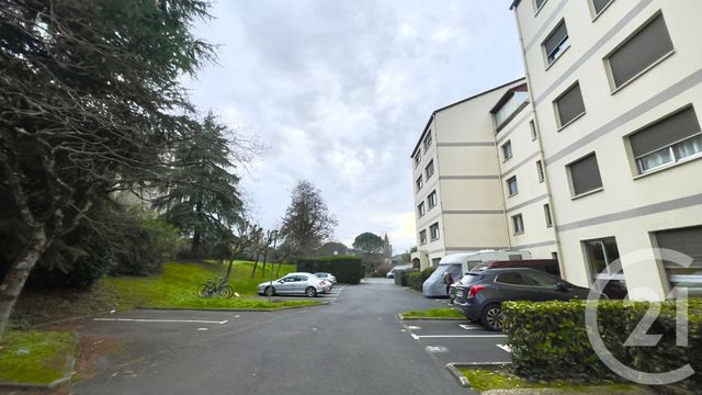 Appartement Studio &agrave; louer - 1 pi&egrave;ce - 26,86 m2 - Perigueux - 24 - AQUITAINE