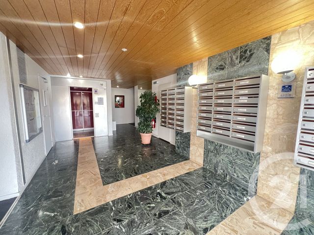 Appartement T3 &agrave; vendre - 3 pi&egrave;ces - 68,75 m2 - Perigueux - 24 - AQUITAINE