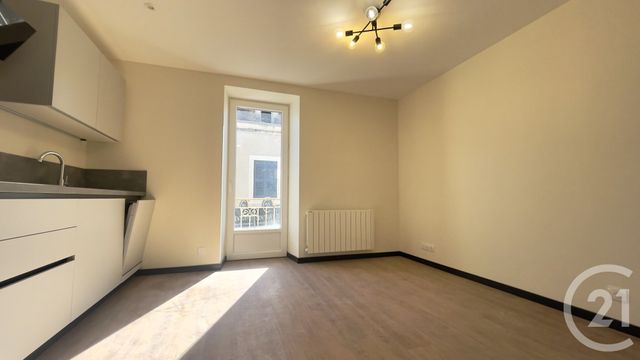 Appartement F3 &agrave; louer - 3 pi&egrave;ces - 44,38 m2 - Perigueux - 24 - AQUITAINE