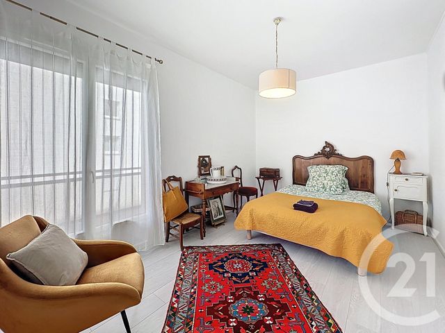 Appartement F5 &agrave; vendre - 5 pi&egrave;ces - 108,27 m2 - Perigueux - 24 - AQUITAINE