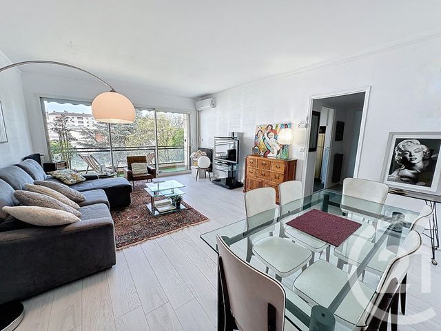 Appartement F5 &agrave; vendre - 5 pi&egrave;ces - 108,27 m2 - Perigueux - 24 - AQUITAINE