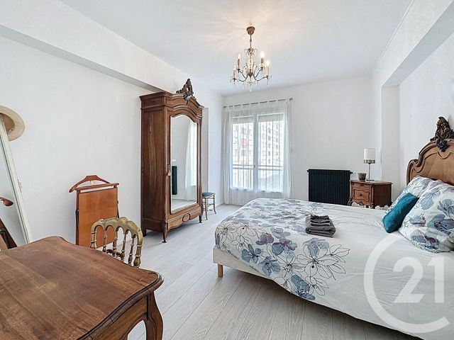 Appartement F5 &agrave; vendre - 5 pi&egrave;ces - 108,27 m2 - Perigueux - 24 - AQUITAINE